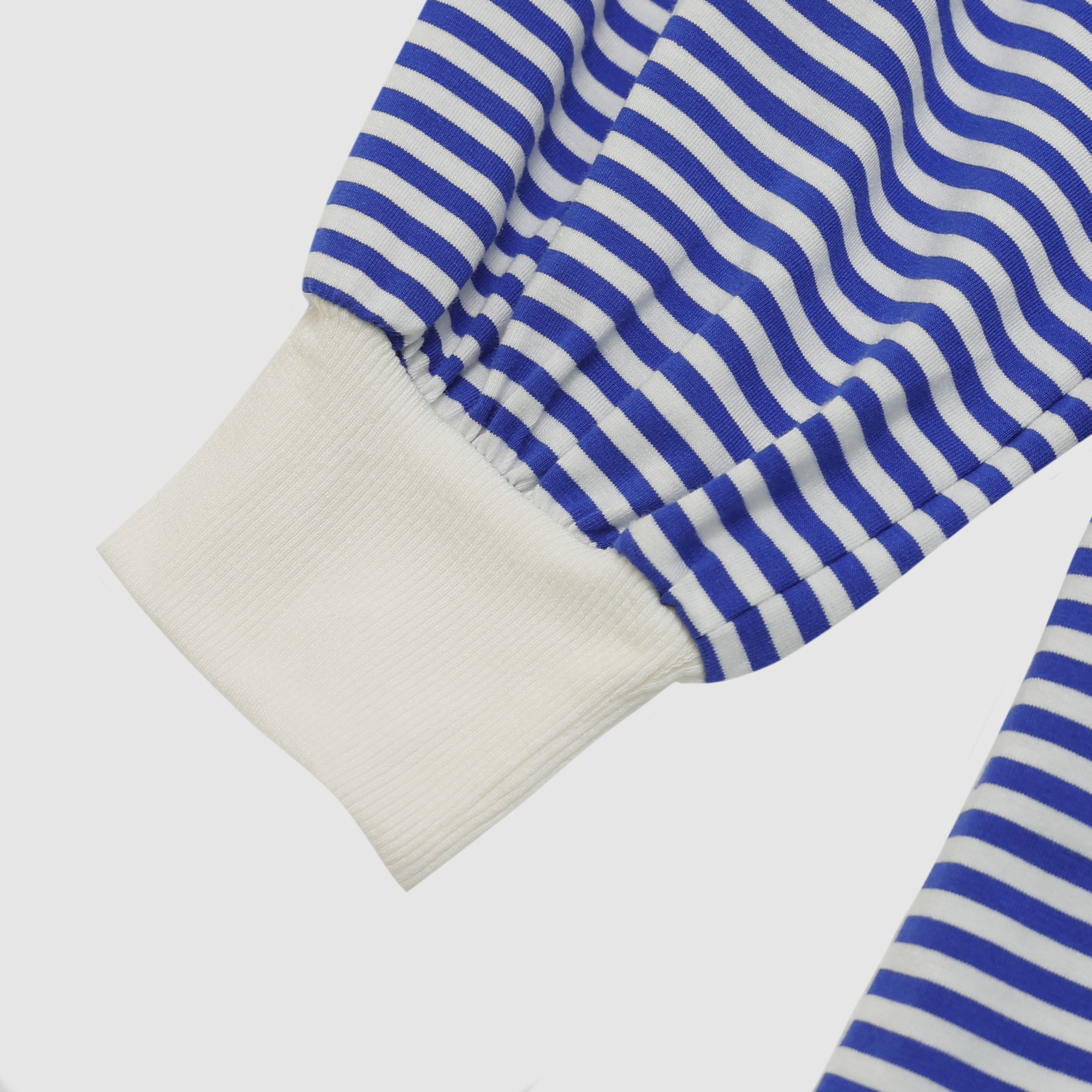 Allie Striped Contrast Hem Crewneck in Blue