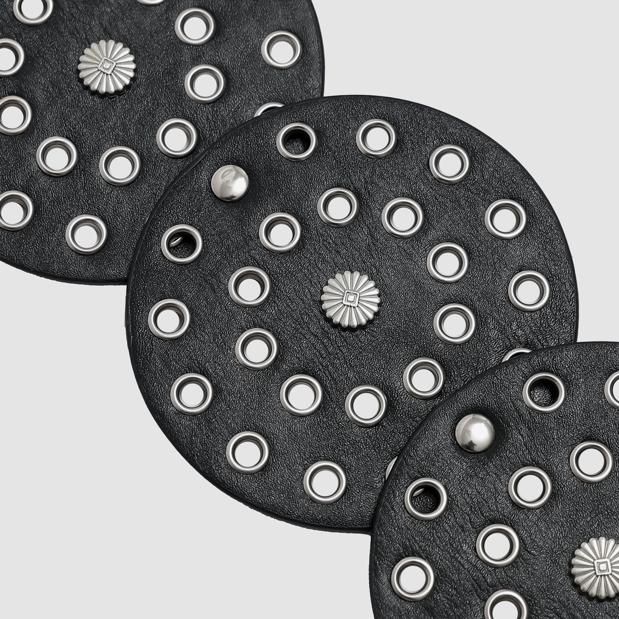 Metallic Western Circle in Silver Black