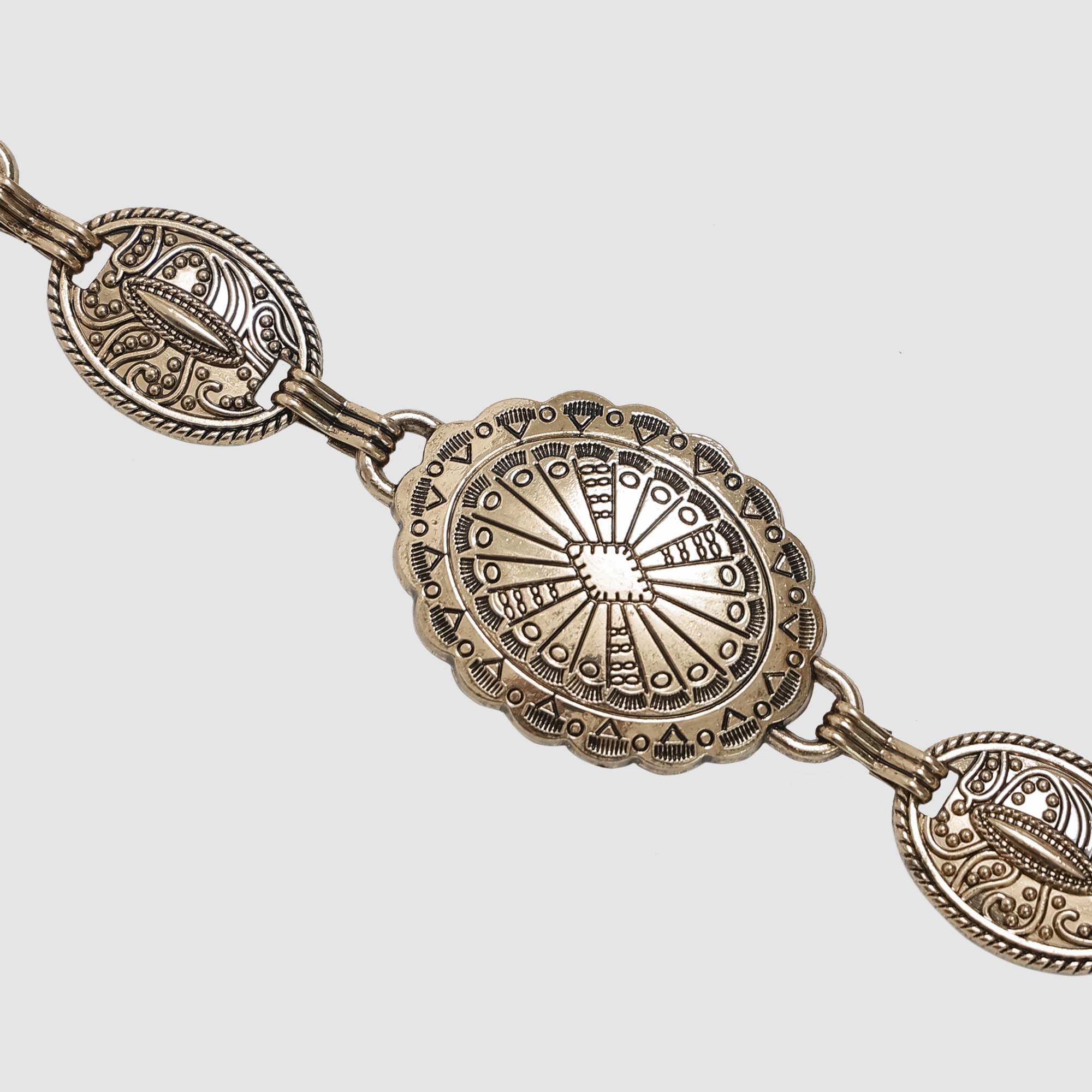 Oval Chain Belt in Gold