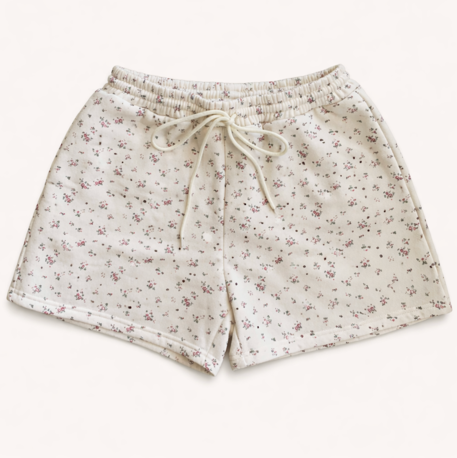 Lucy Floral Print Sweatshorts in Ivory
