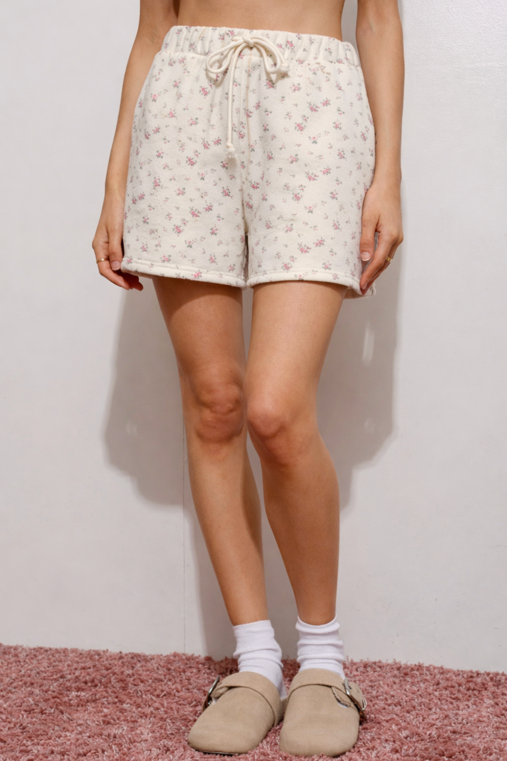 Lucy Floral Print Sweatshorts in Ivory