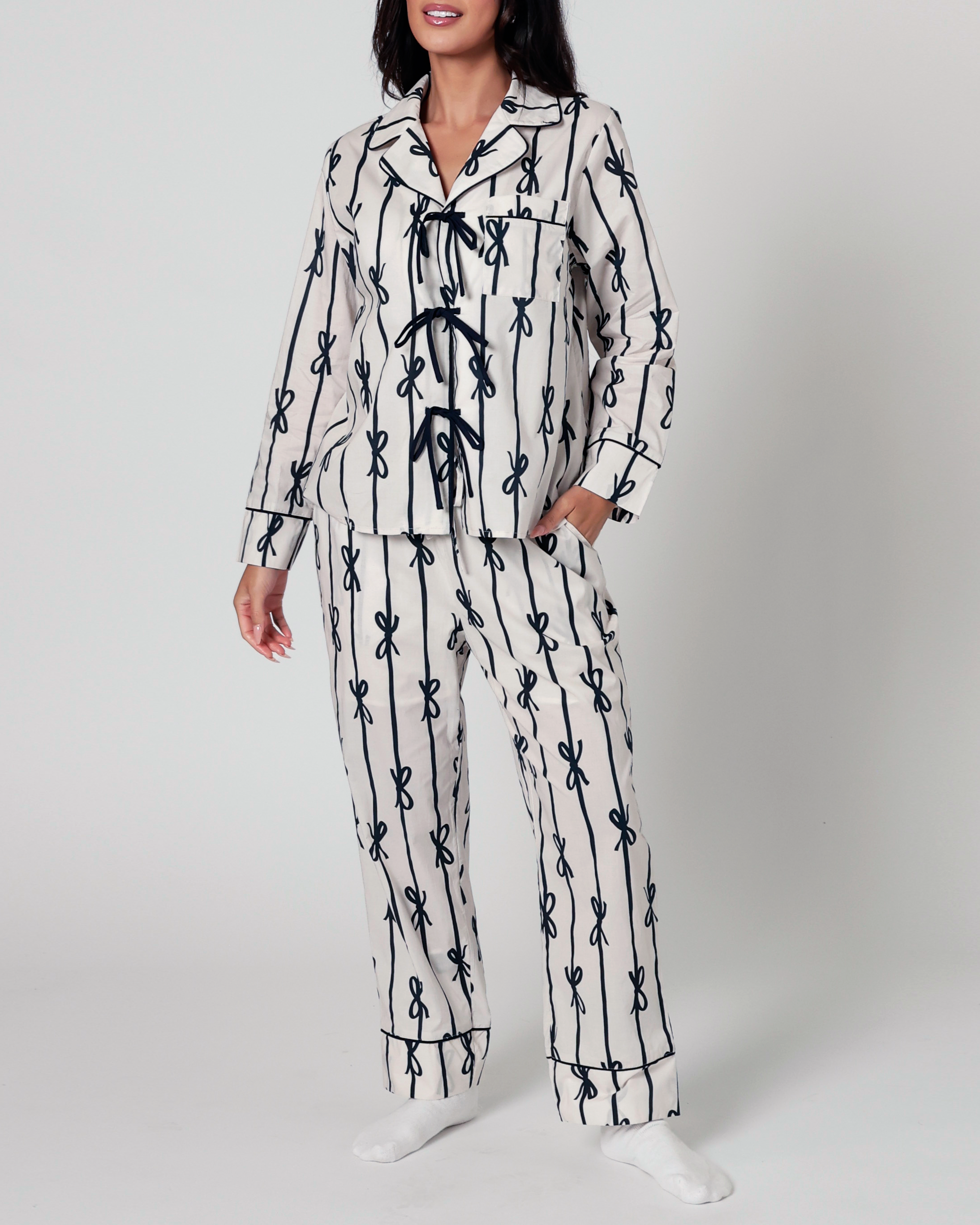 Eleanor Bow Print Pajama Set in Ivory