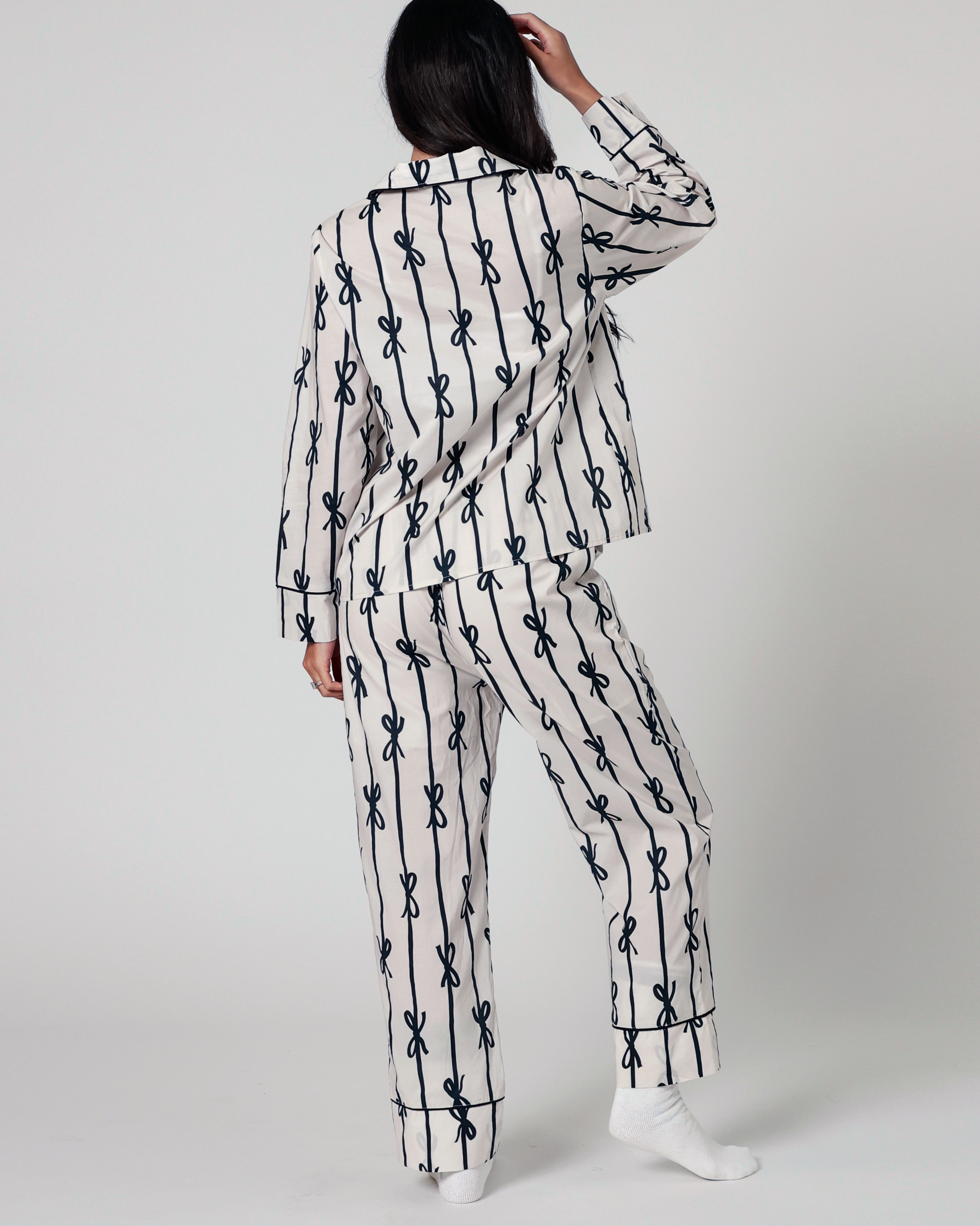 Eleanor Bow Print Pajama Set in Ivory