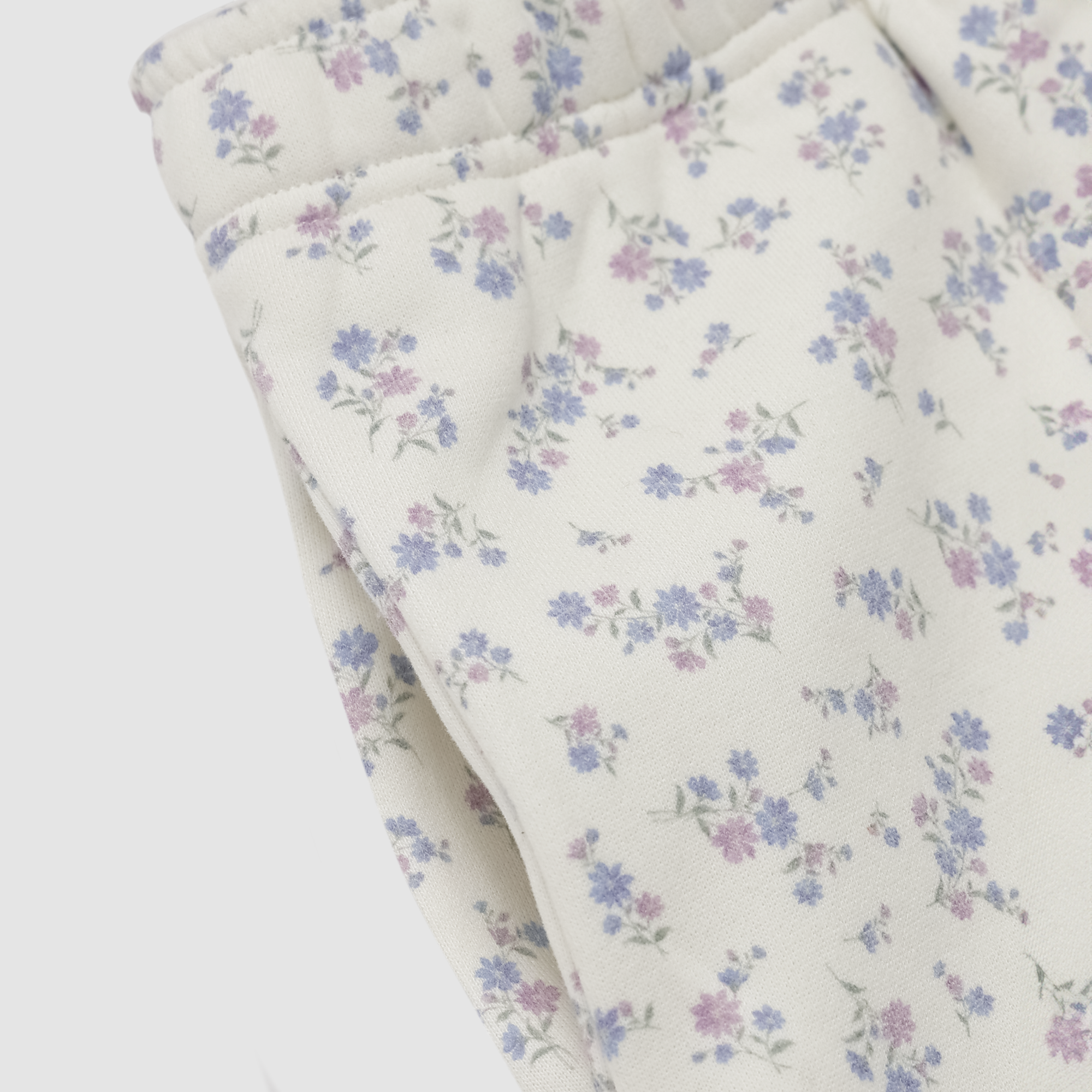 Happy Camp3r Winter Wonderland Sweatpants