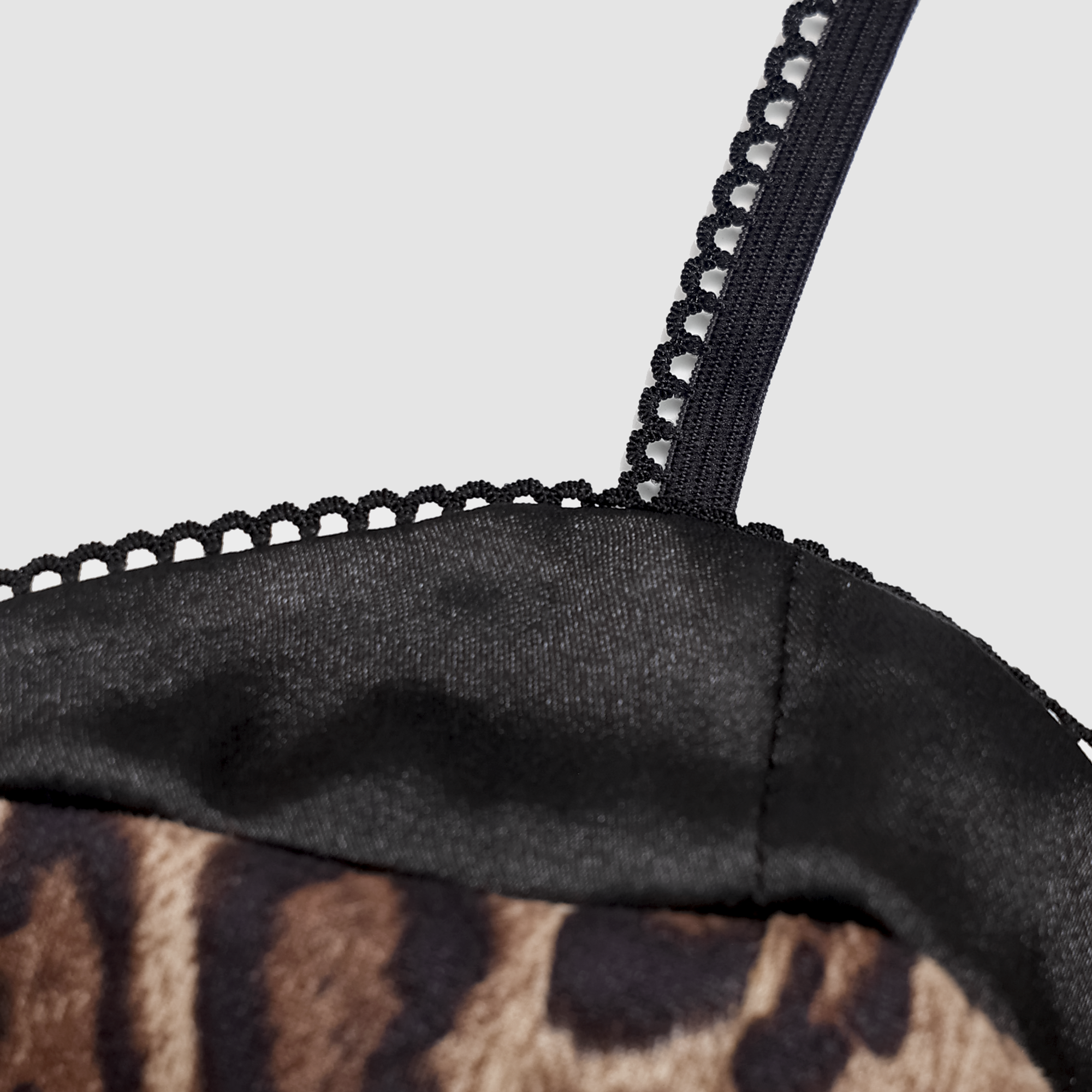 Natalia Velvet Leopard Contrast Tank