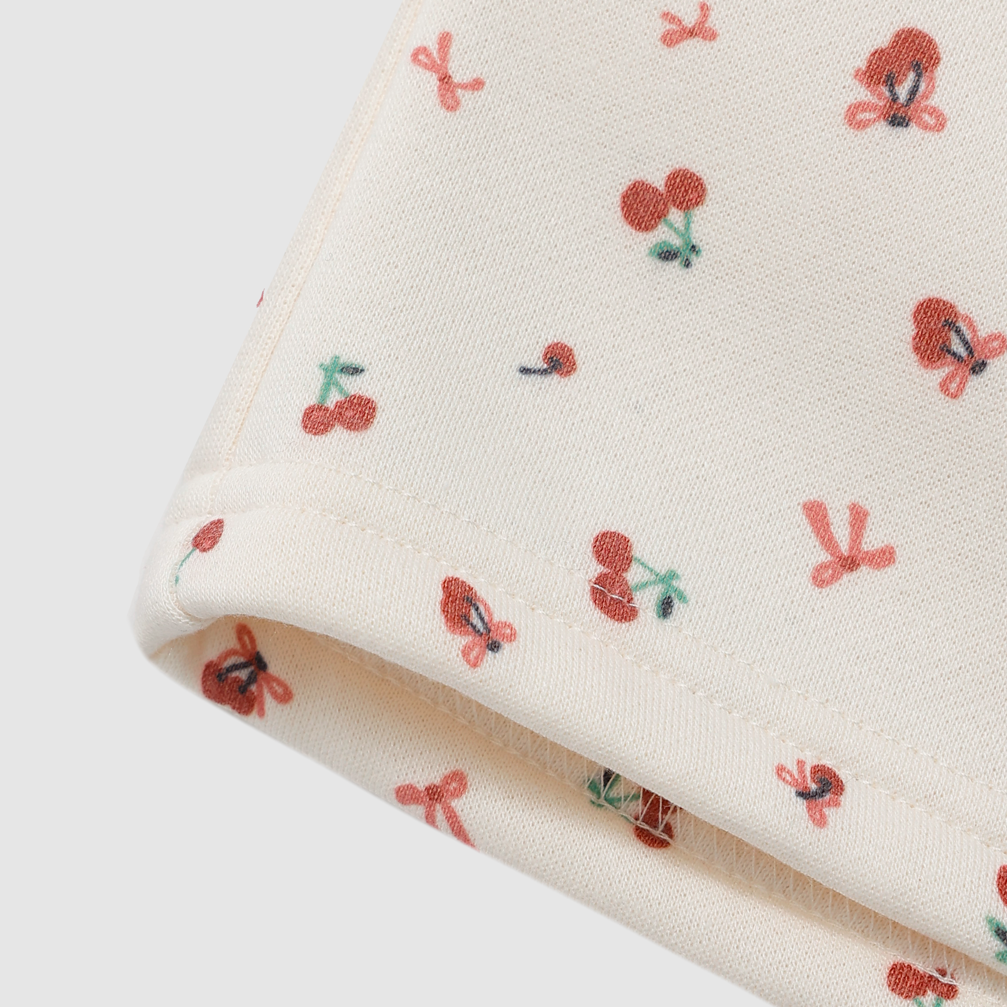 Lucy Cherry Bow Sweatshorts