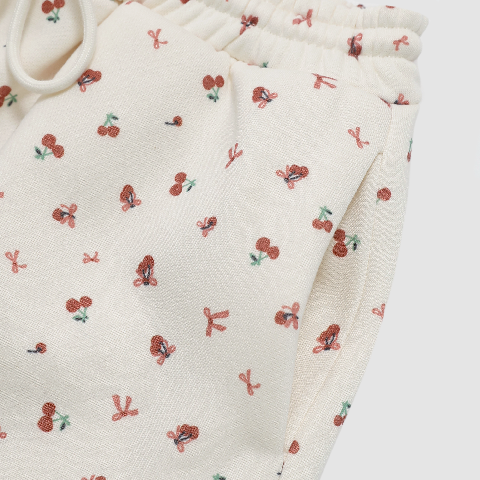 Lucy Cherry Bow Sweatshorts