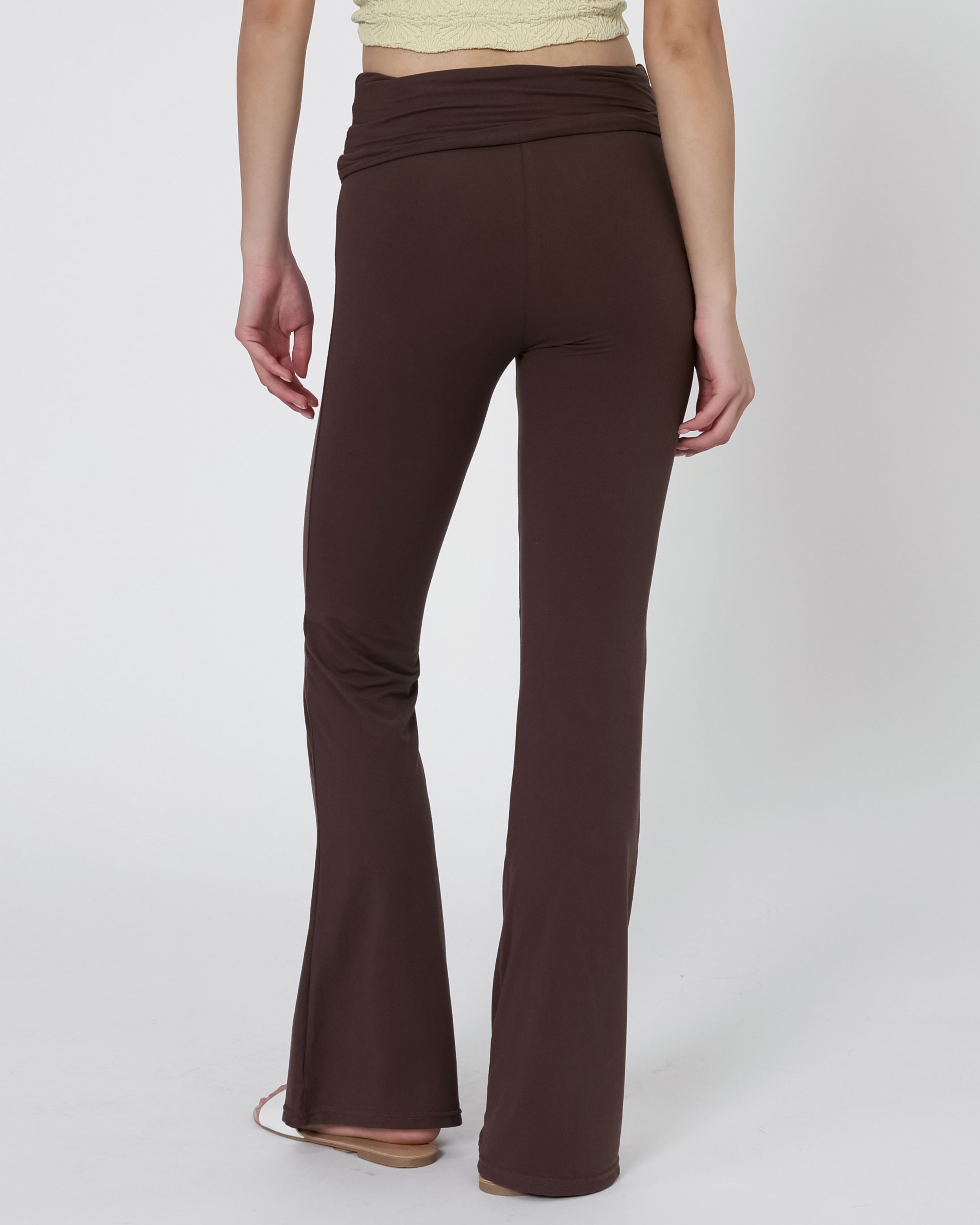 Tori Foldover Flare Leggings in Brown