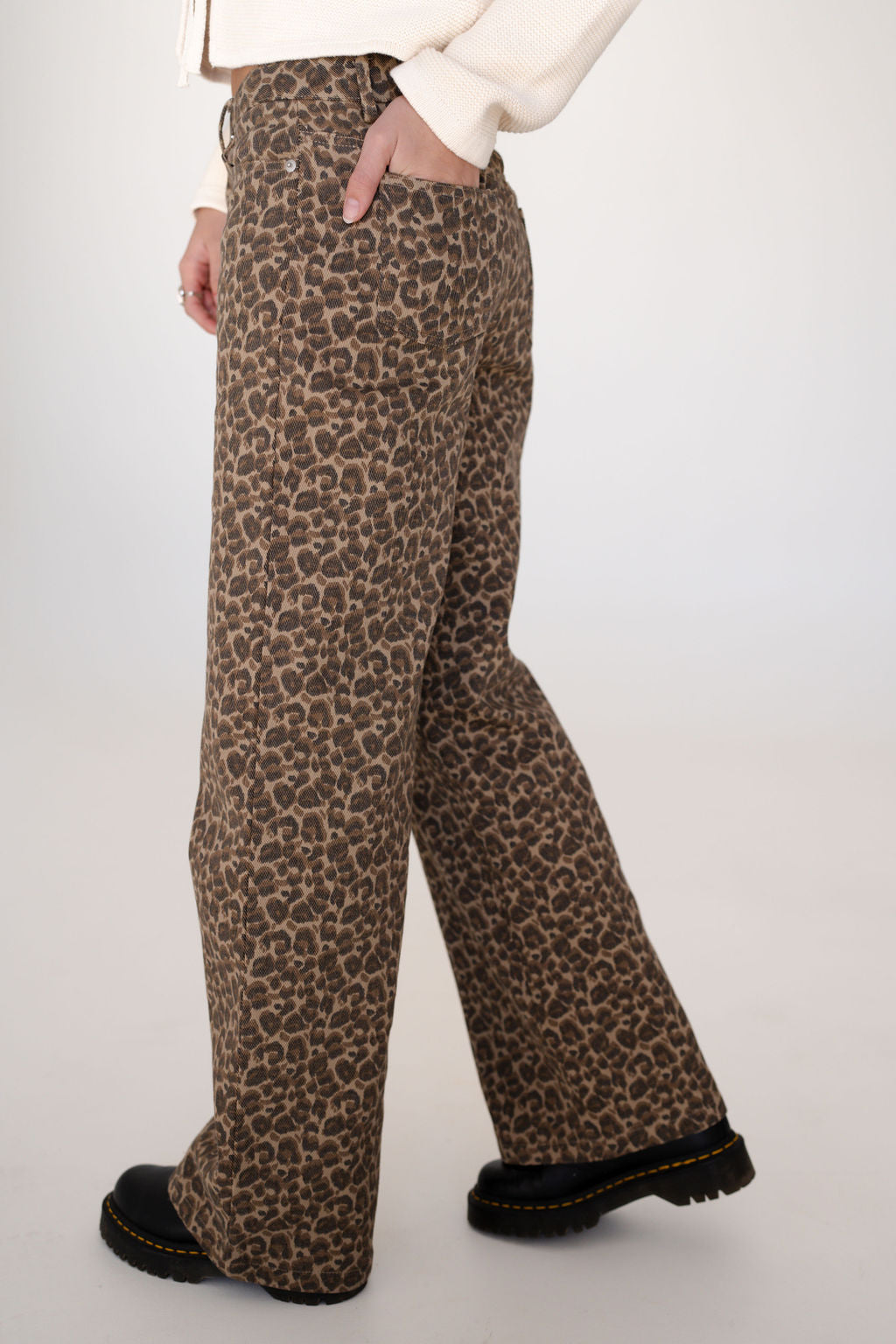 Sophie Wide Leg Leopard Jeans