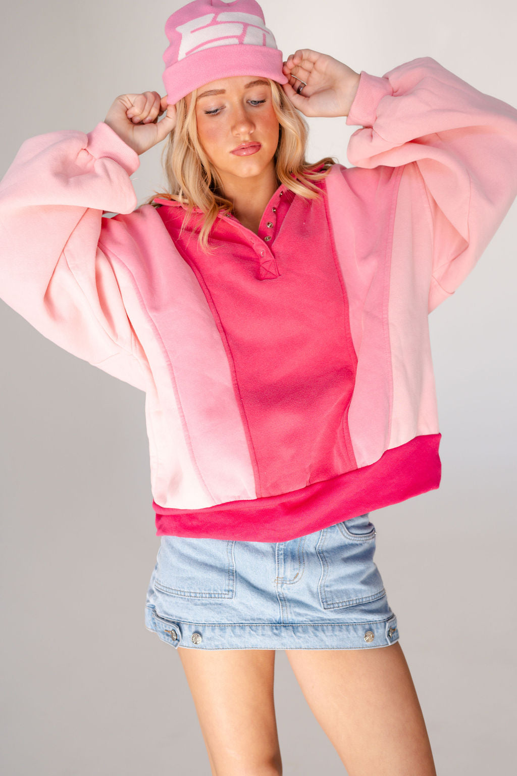 Emmy Oversized Colorblock Sweatshirt in Pink Multi