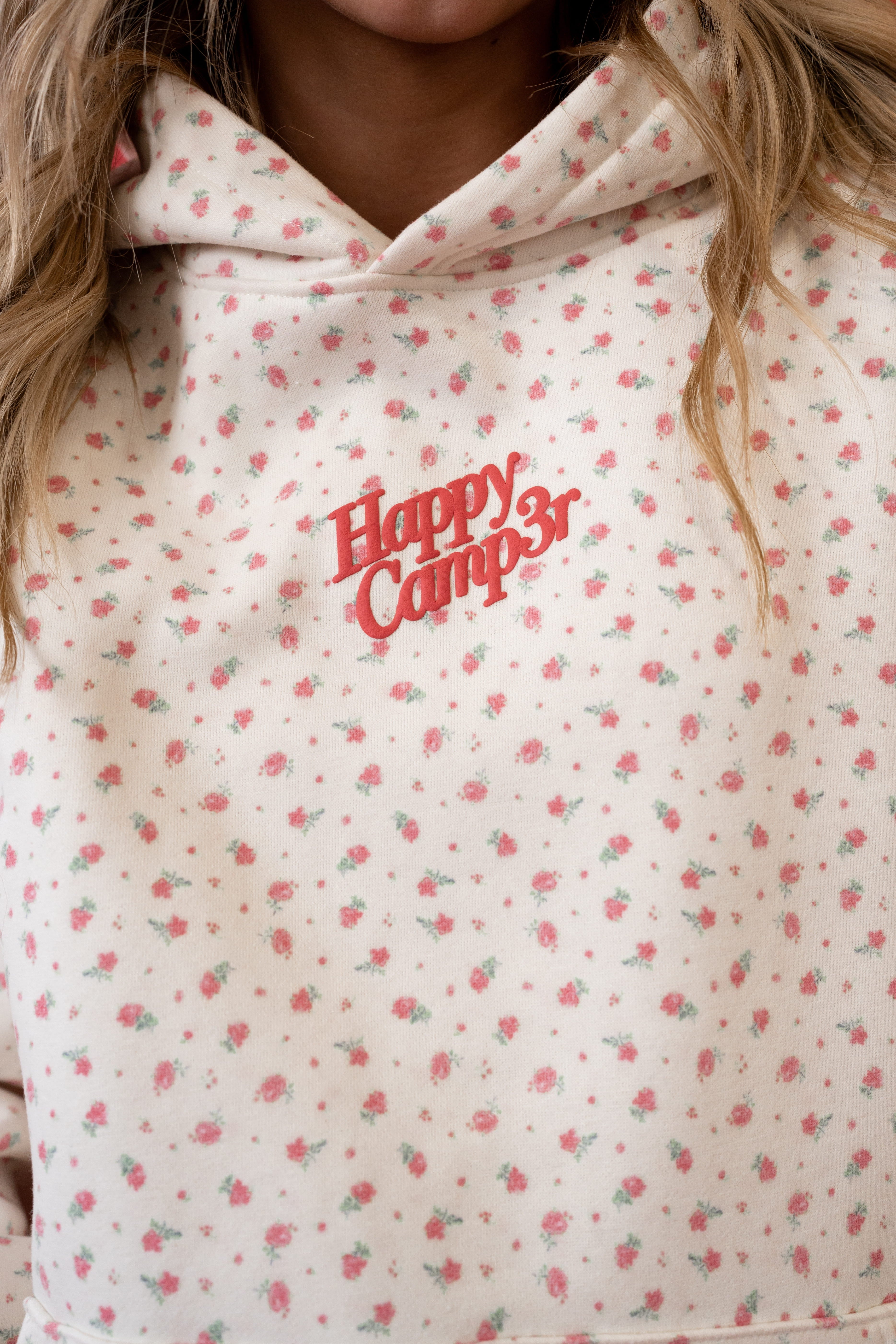 Happy Camp3r Sweatset in Red