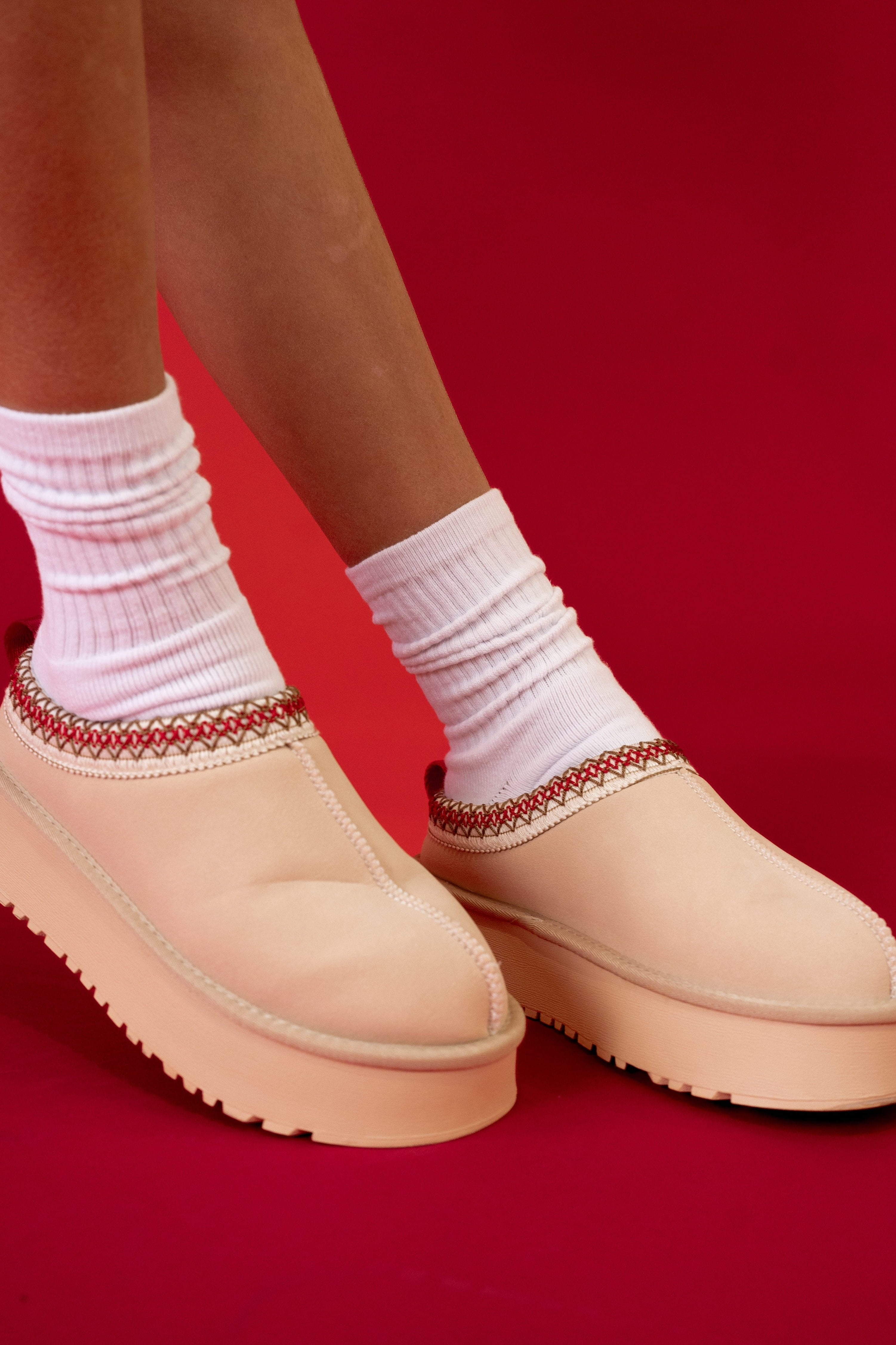 Tess Fur-Lined Platform Slippers – Sixteen