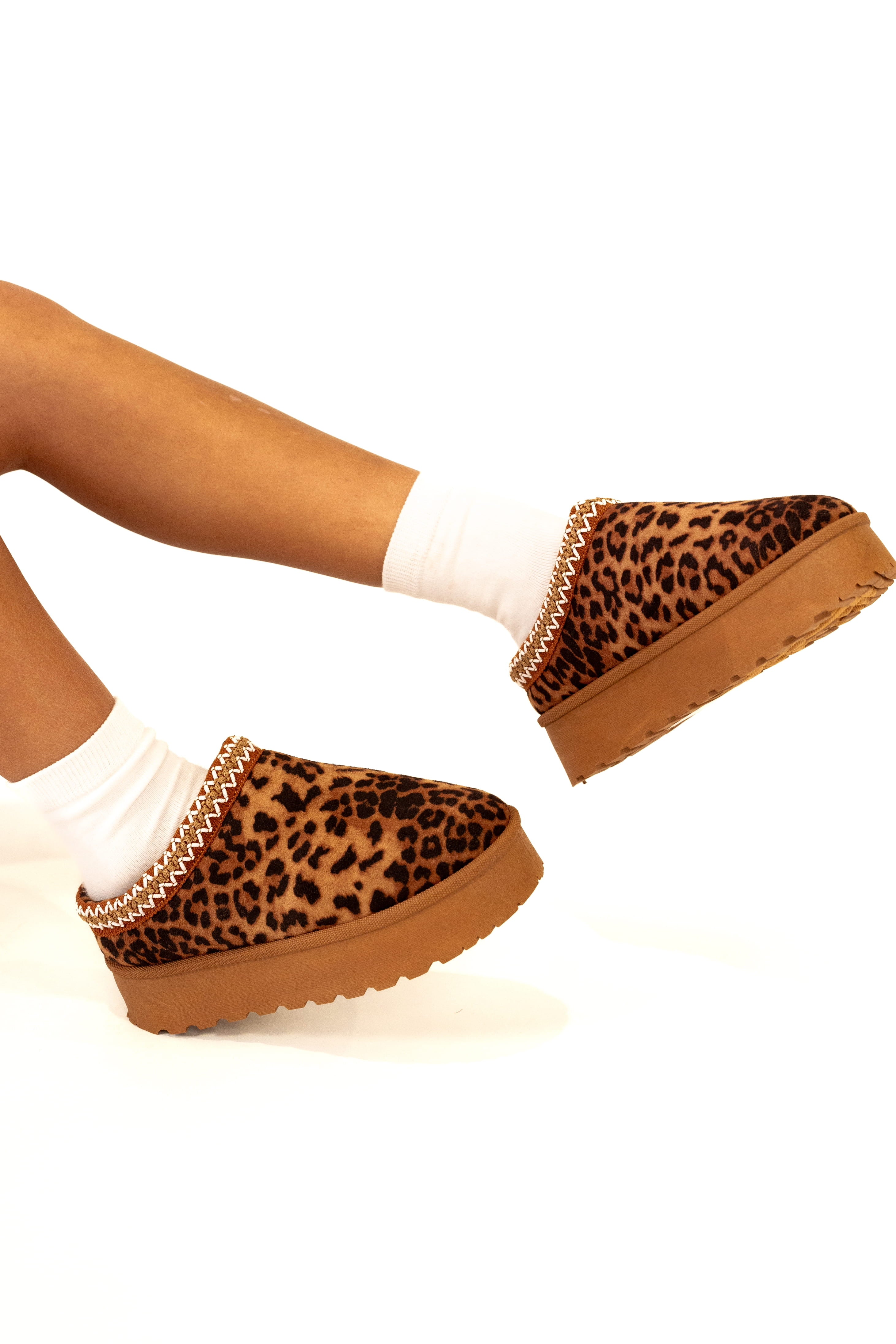 Andie Leopard Platform Slippers