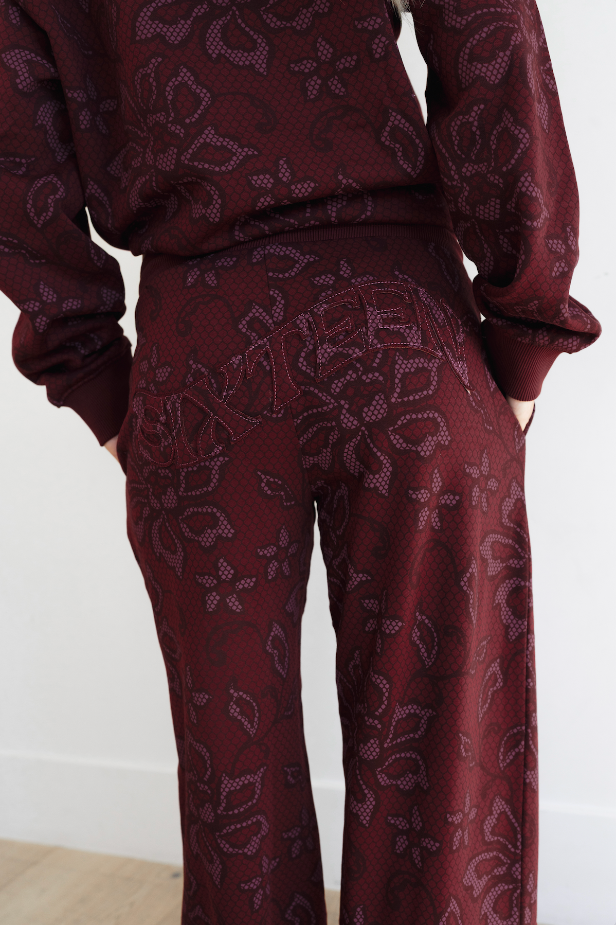 Wine & Lace Set