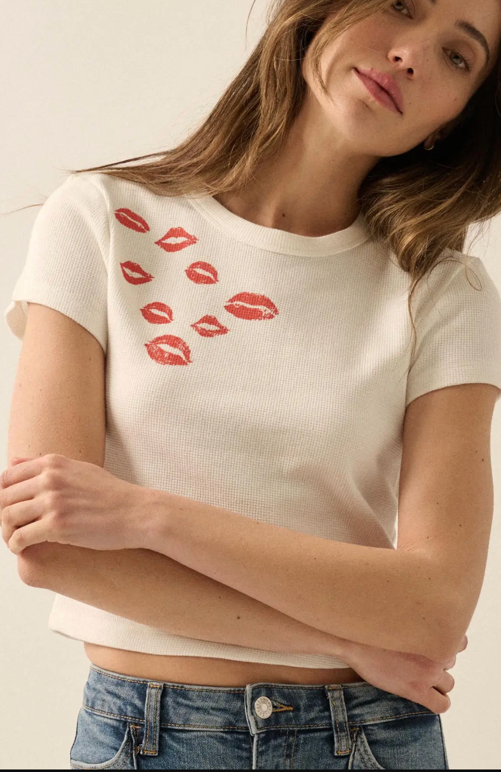 Mina Kisses Graphic Baby Tee